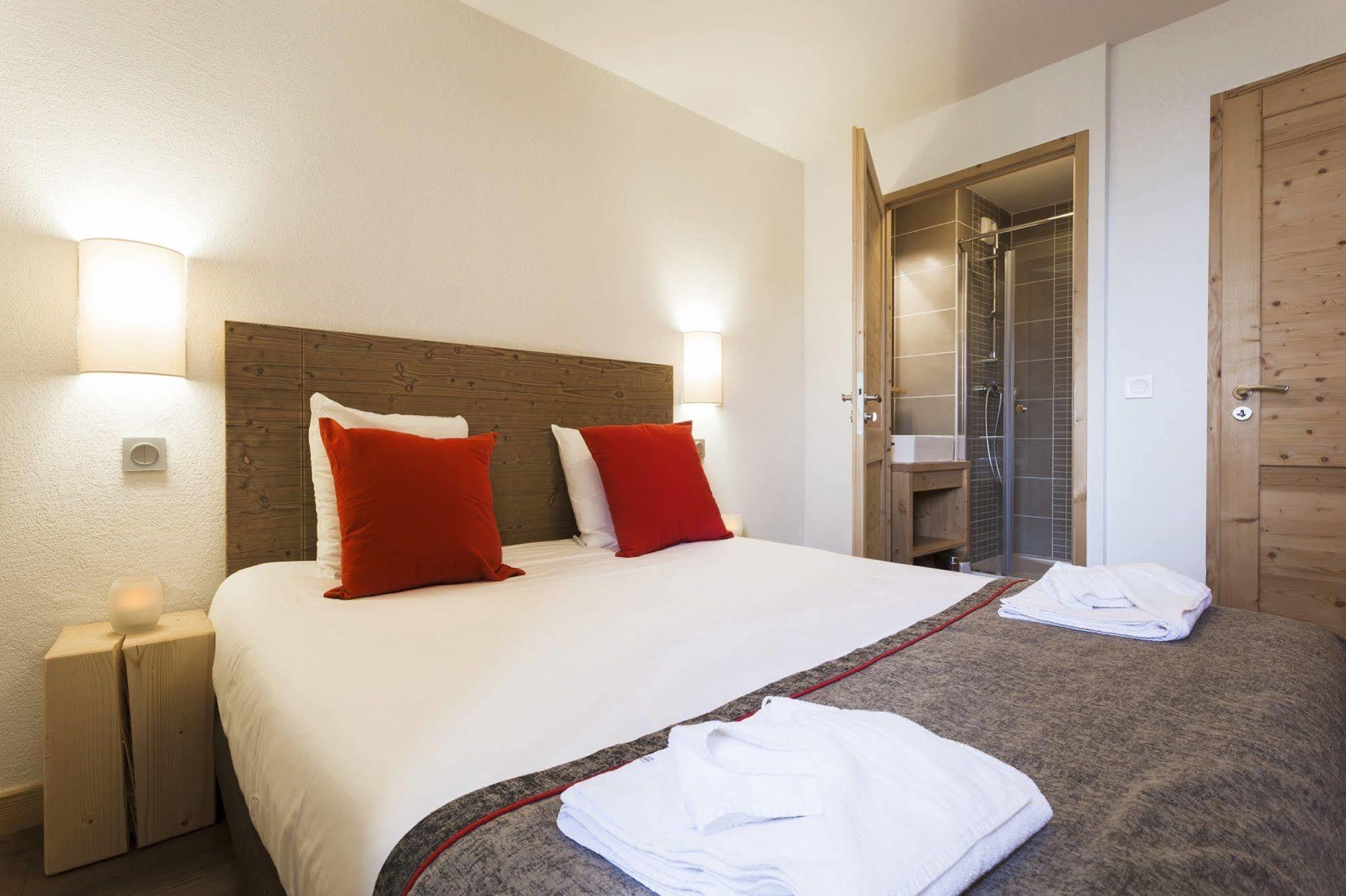 Residence Club Mmv Le Coeur Des Loges **** Сен-Мартен-де-Бельвиль Экстерьер фото