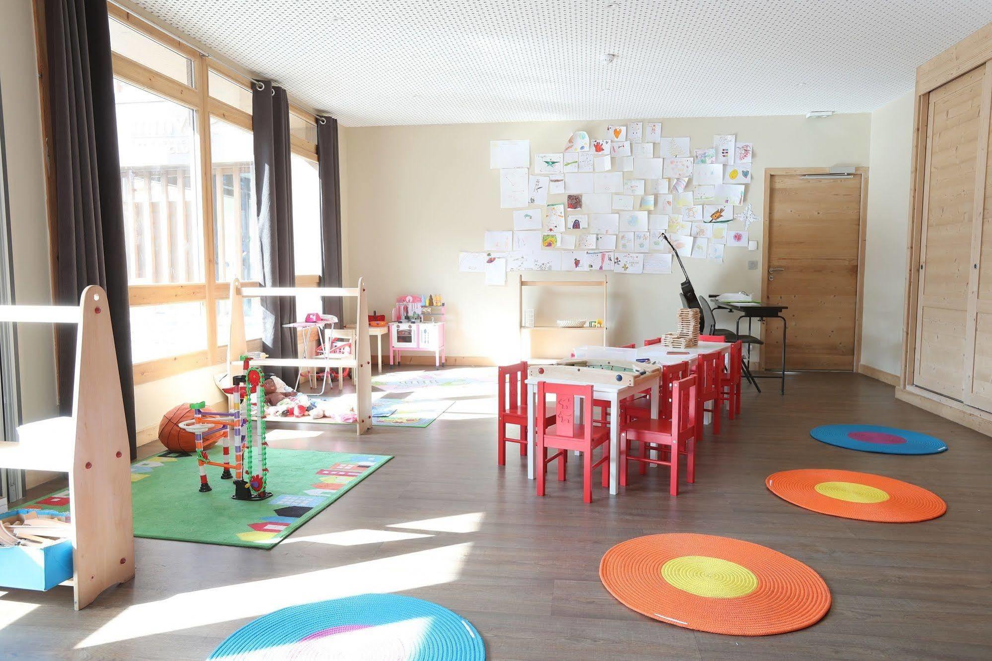 Residence Club Mmv Le Coeur Des Loges **** Сен-Мартен-де-Бельвиль Экстерьер фото