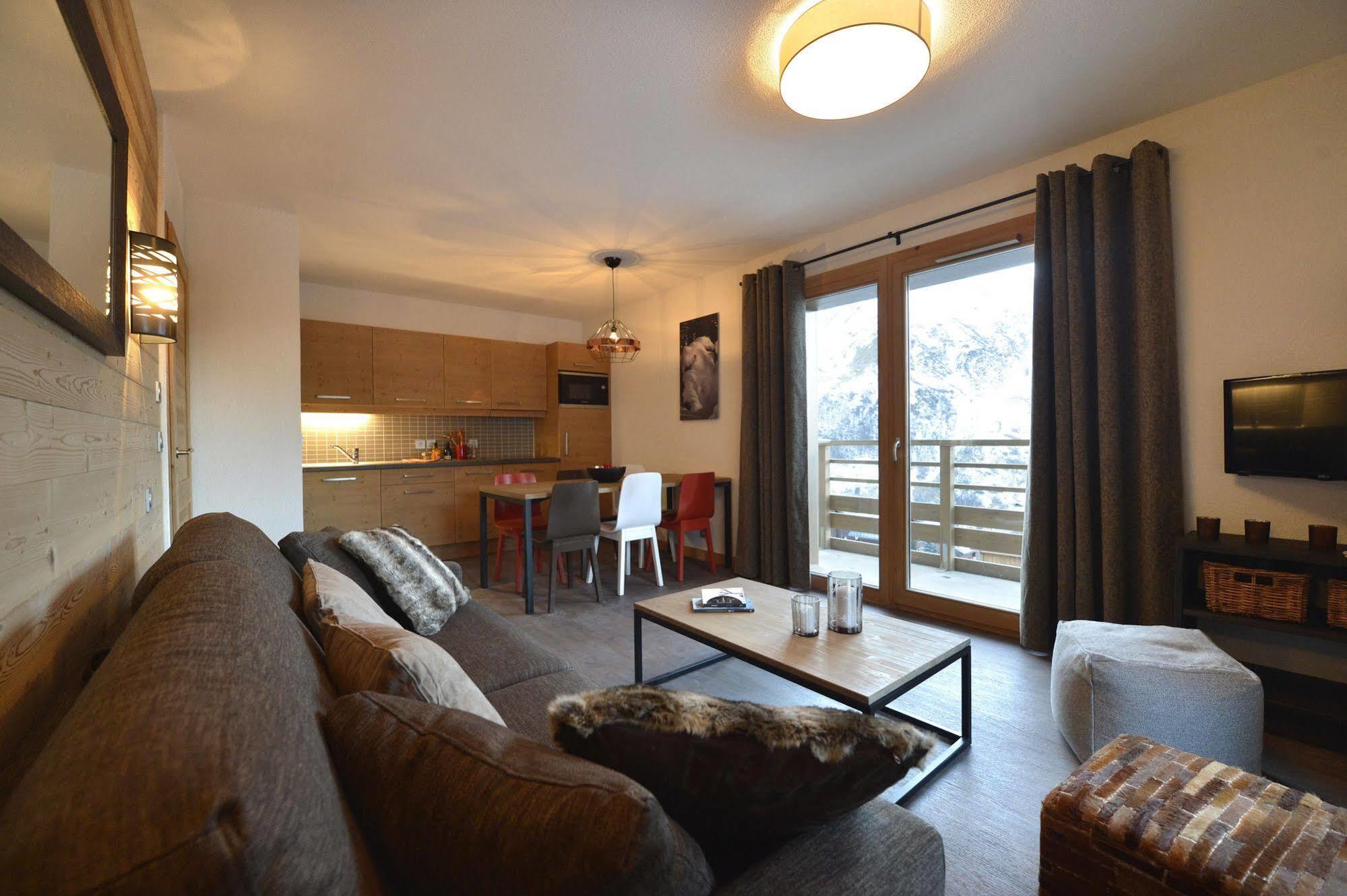 Residence Club Mmv Le Coeur Des Loges **** Сен-Мартен-де-Бельвиль Экстерьер фото